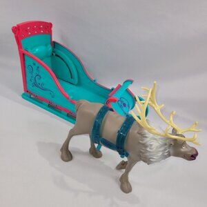 Walt Disney Frozen Sven & Sleigh Doll Plastic 9.5" Figure Gift Set
